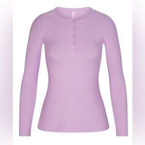 Skims sugar plum Henley Long Sleeve Top